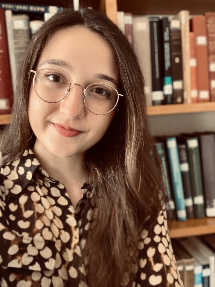 Lora Izvorova
